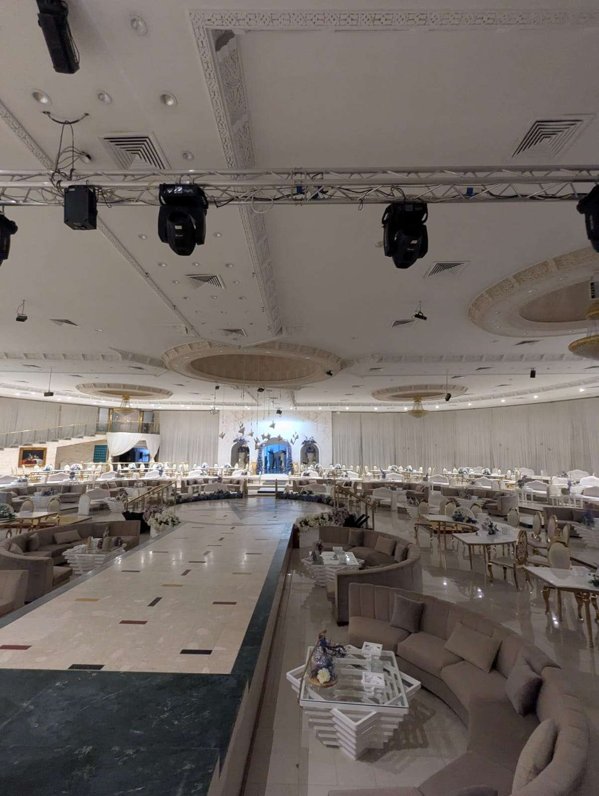 قاعة نجوم الليل - شارع المطار الطائف-1